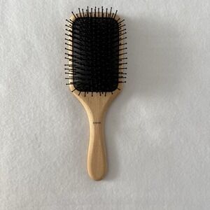 NWOB- 5161W  Paddle Brush From An Aveda Salon 5161W